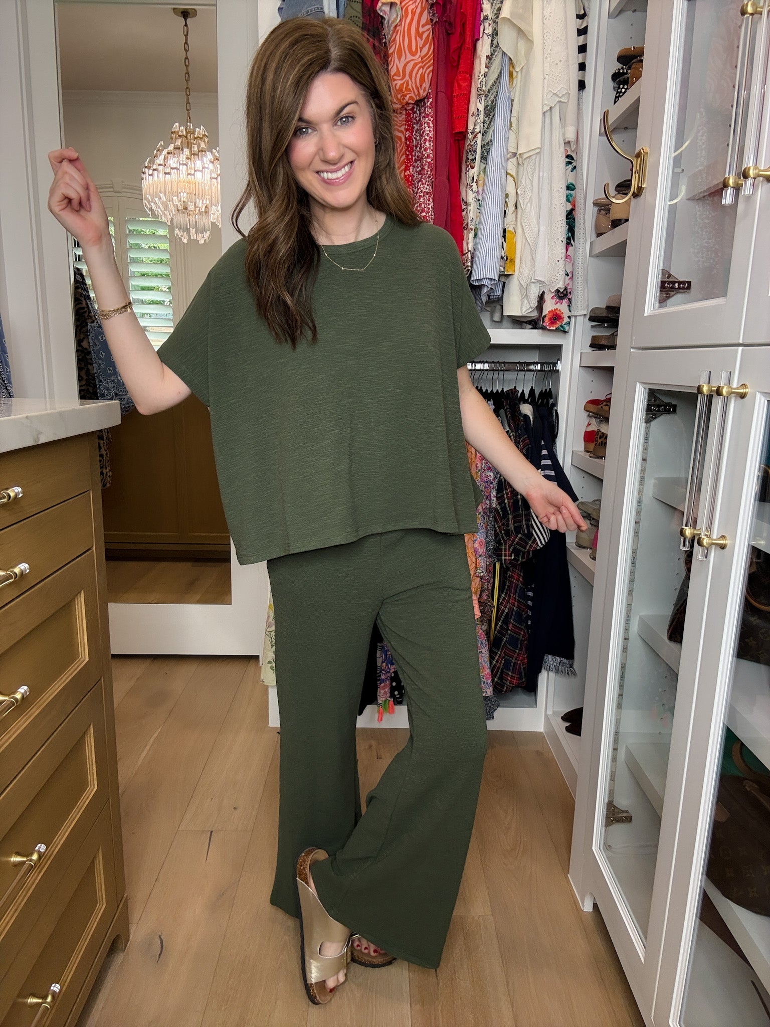 DOORBUSTER! Weekend Retreat Set in Multiple Colors *Final Sale*