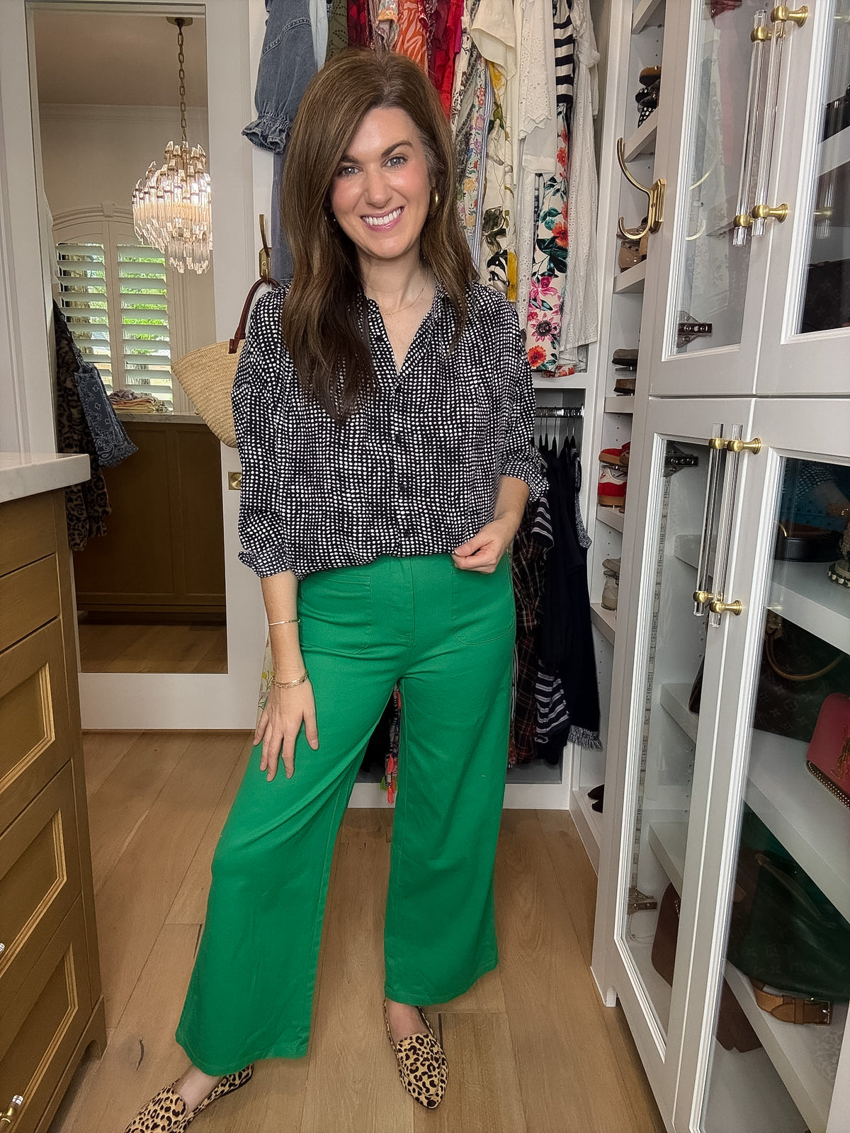 Lennon Patch Pocket Cropped Pants in Kelly