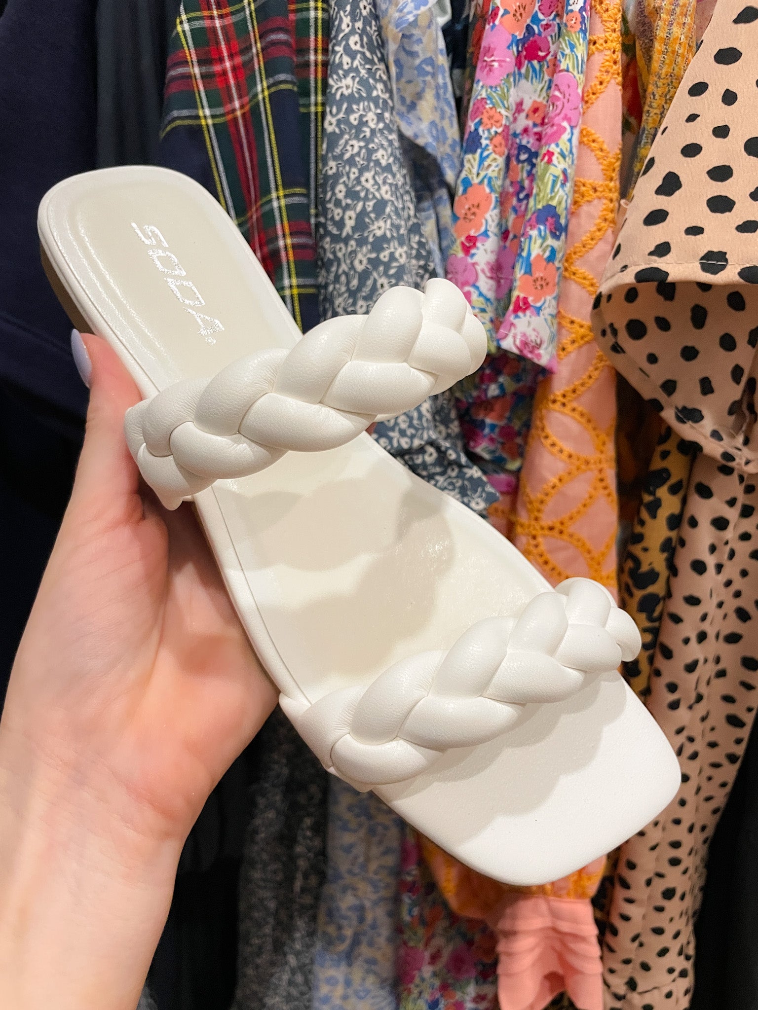 Vault Sandals in White