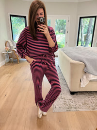 No Rush Needed Set in Navy/Pink