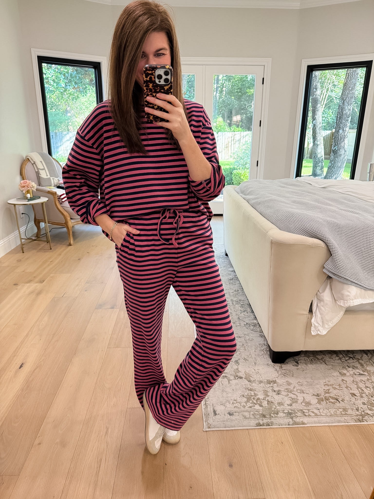 No Rush Needed Set in Navy/Pink