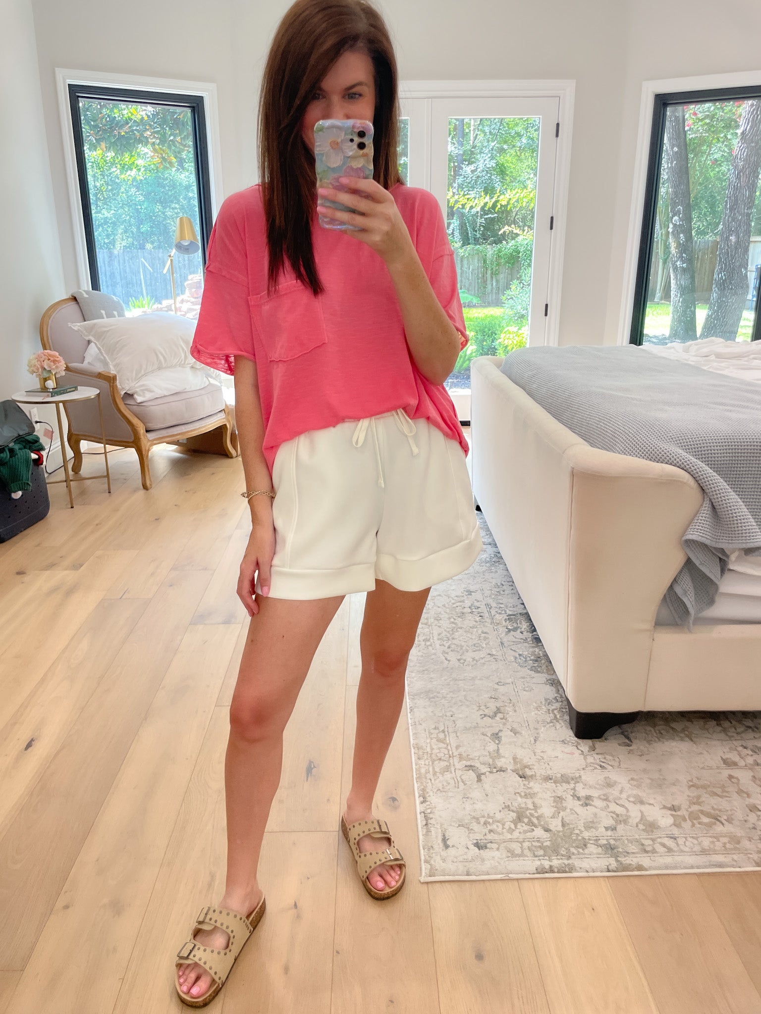 Set the Pace Shorts in White