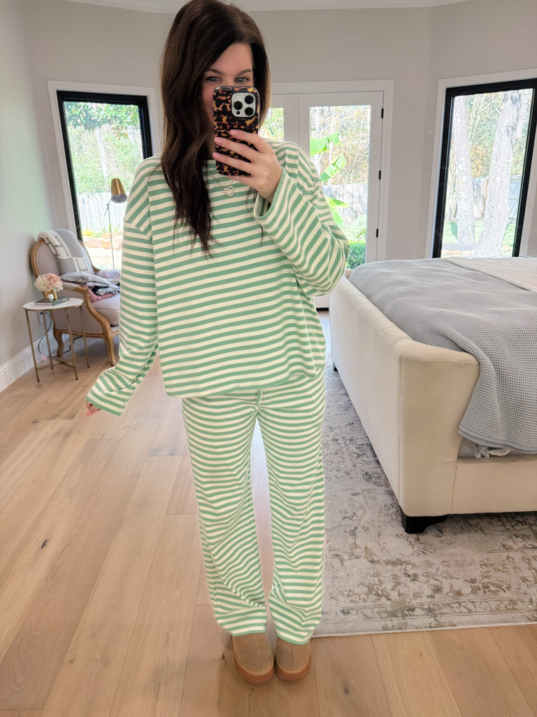 No Rush Needed Set in Green/Ivory