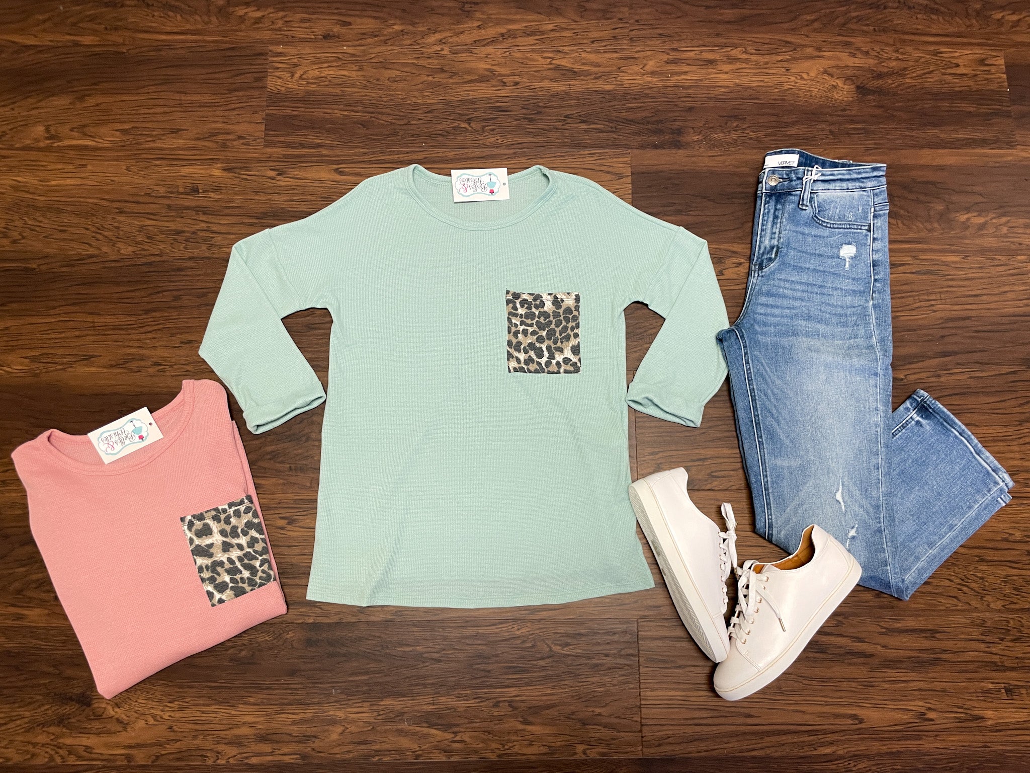 *BELLES & DOORBUSTER* Marleigh Pocket Top *Final Sale*