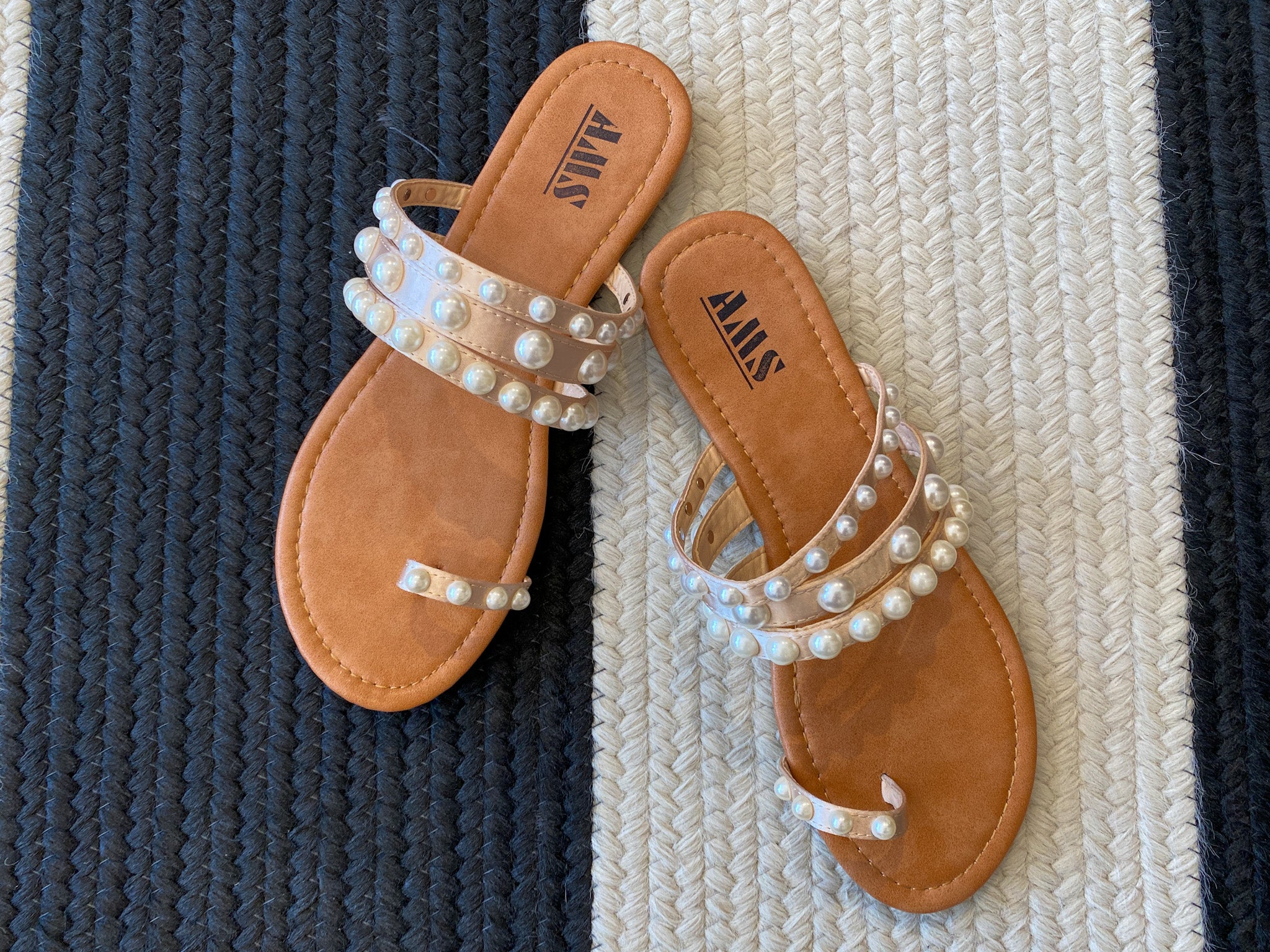 Vineyard Pearl Sandals