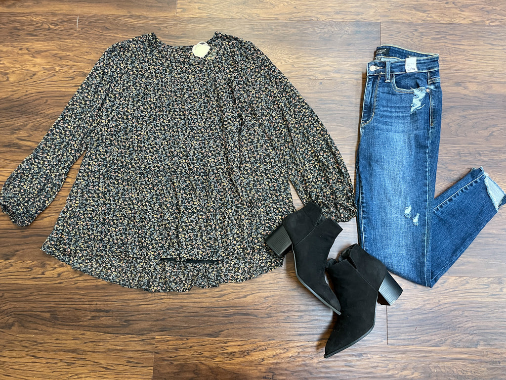 Take a Picture Floral Top in Black