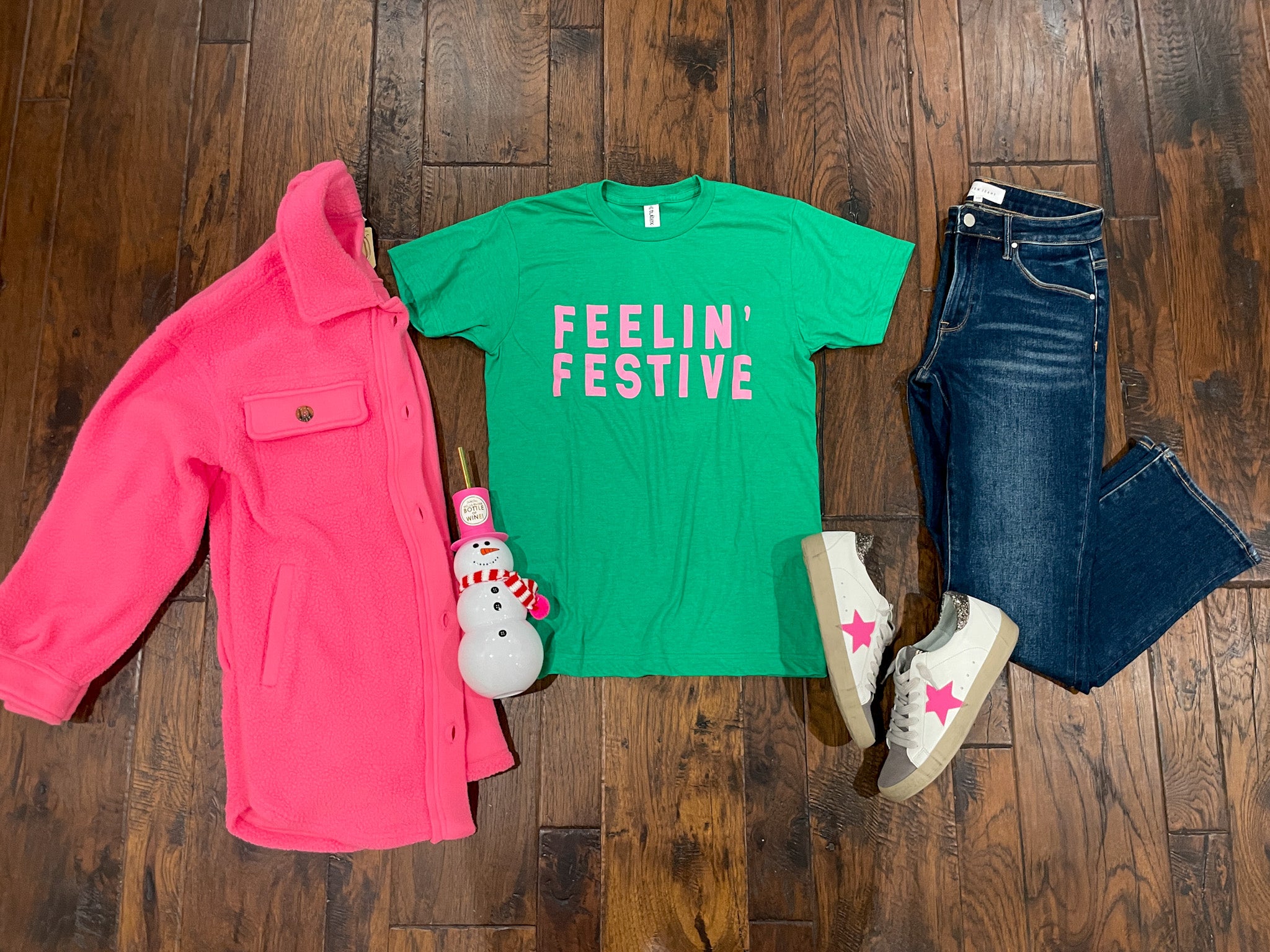 *BELLES & DOORBUSTER* Feelin' Festive Tee *Final Sale*
