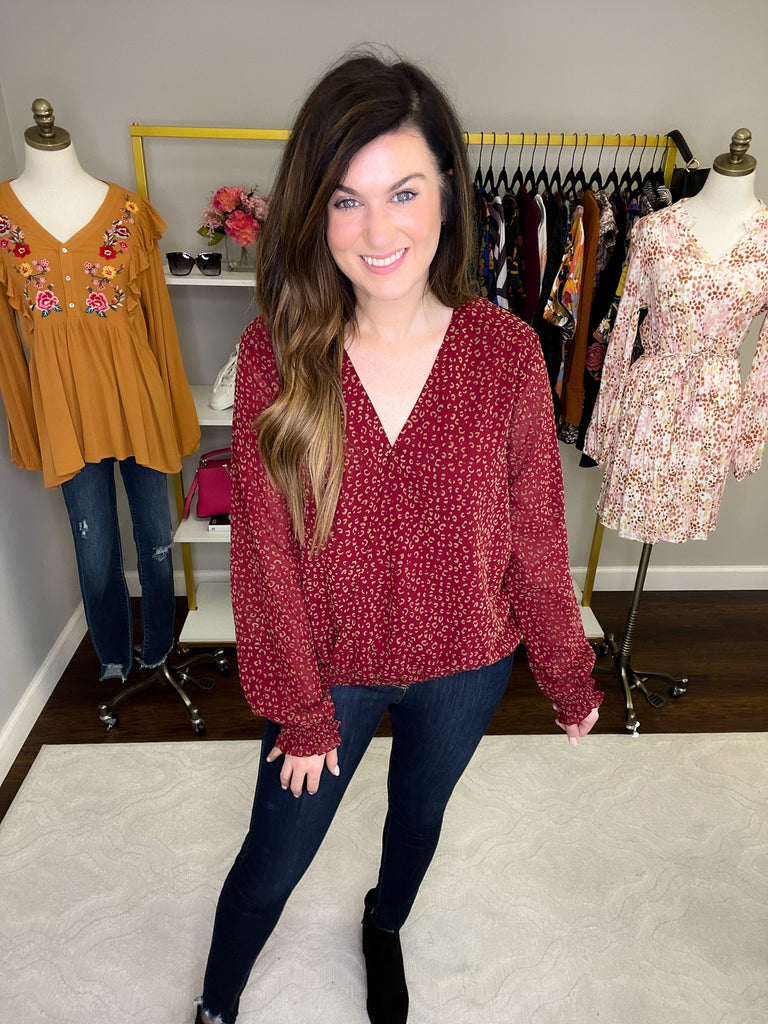 *BELLES & DOORBUSTER* Luxe in London Crossover Top in Burgundy