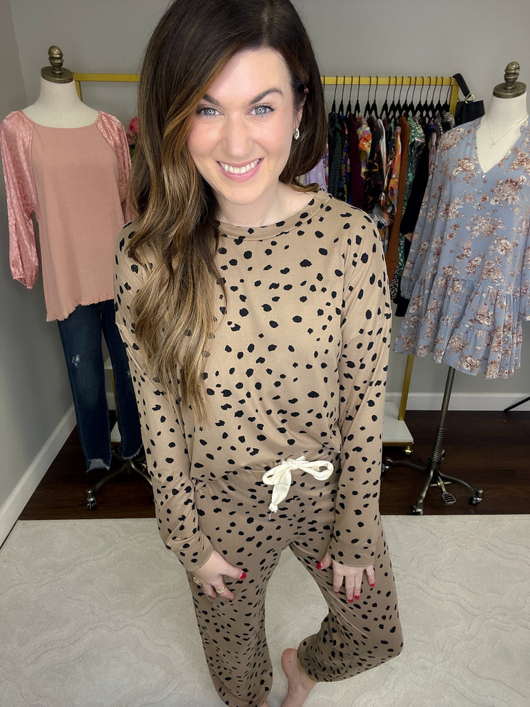 Spotted Snoozing Top in Taupe