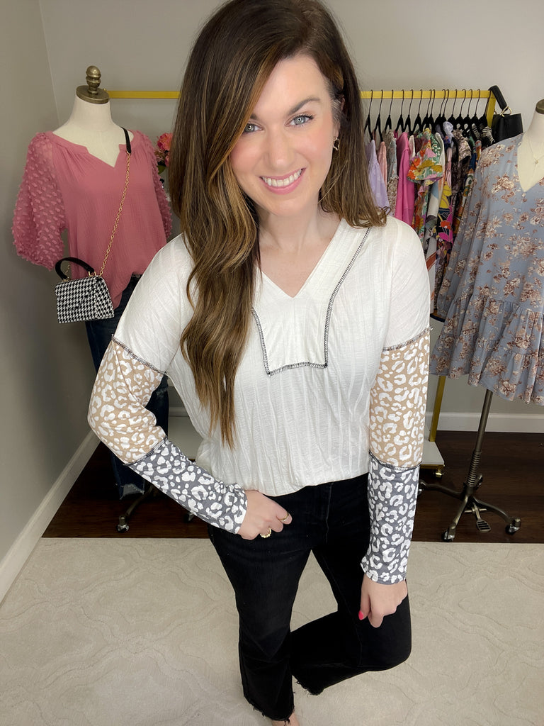SALE! *BELLES & DOORBUSTER* Andi Color Block Top
