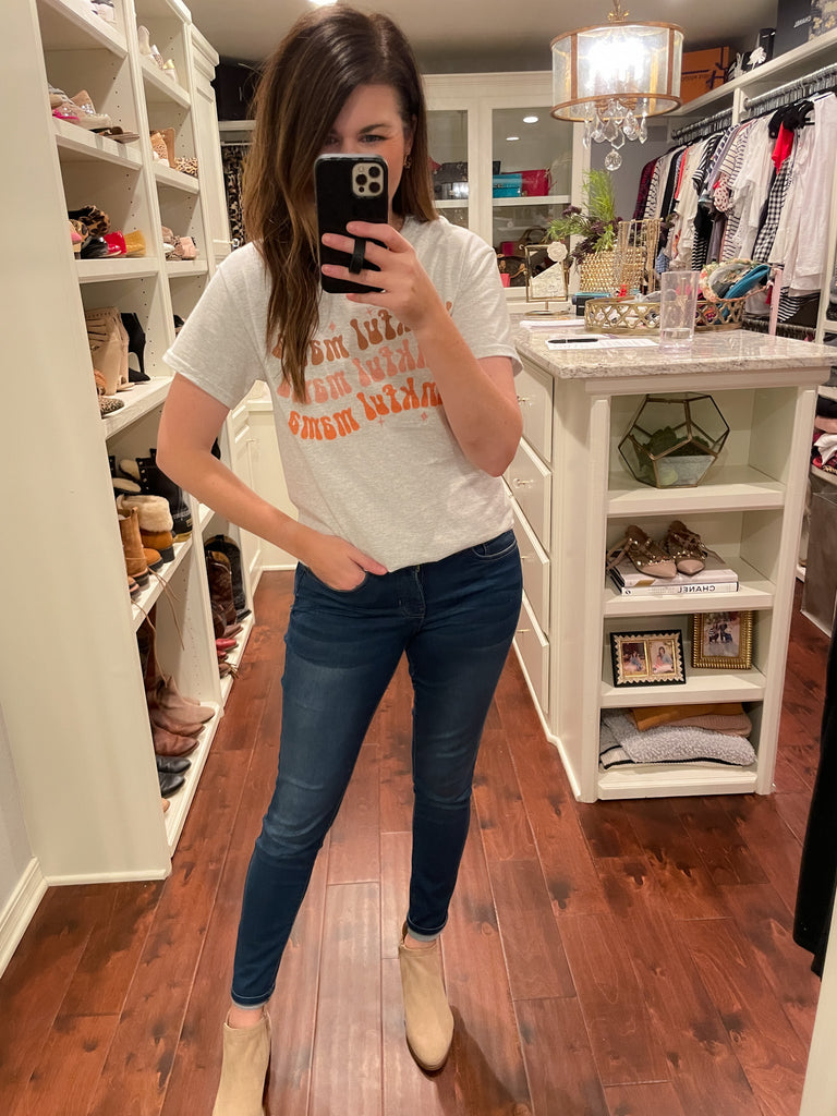 SALE! *BELLES & DOORBUSTER!* Thankful Mama Tee
