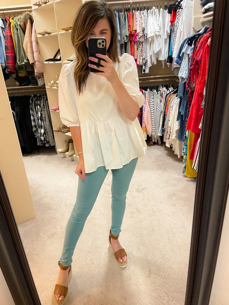 YMI Hyperstrech Skinny Jeans in Skylight – Belles and Whistles Boutique