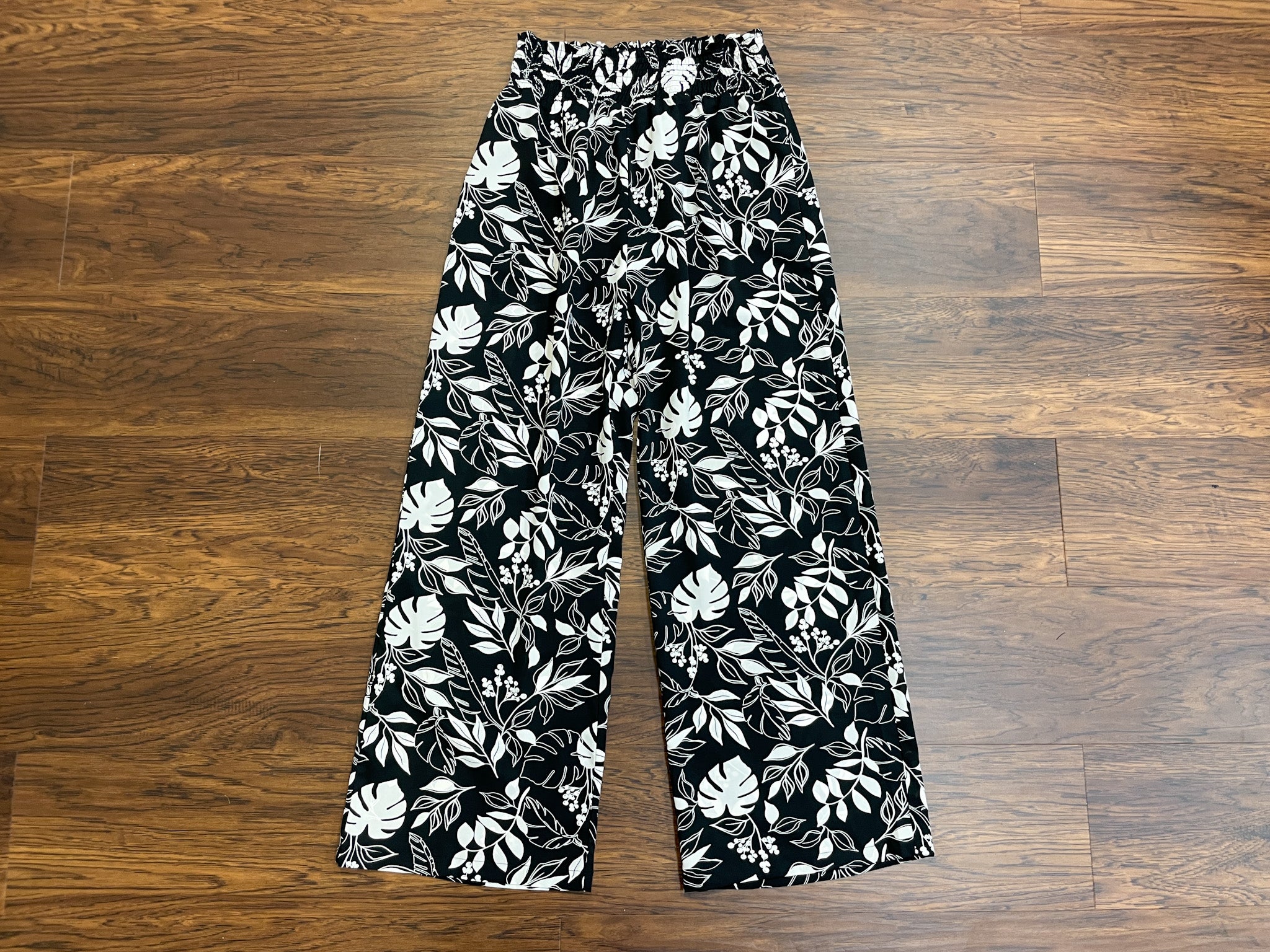 SALE! Take Me to the Tropics Pants in Black *Final Sale*