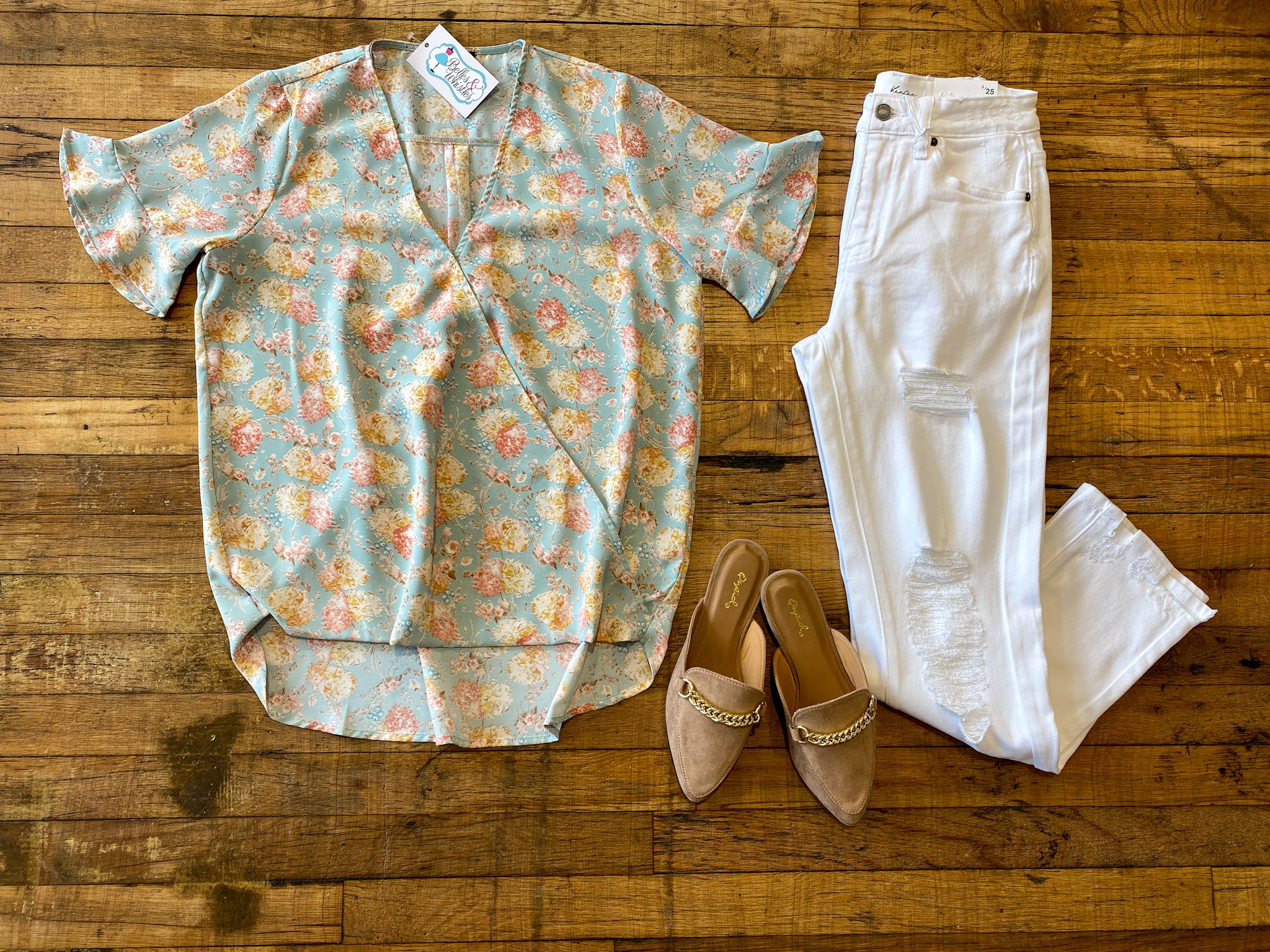 SALE! Remi Floral Top in Mint *Final Sale*